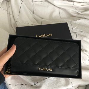 NWT Bebe Wallet!!